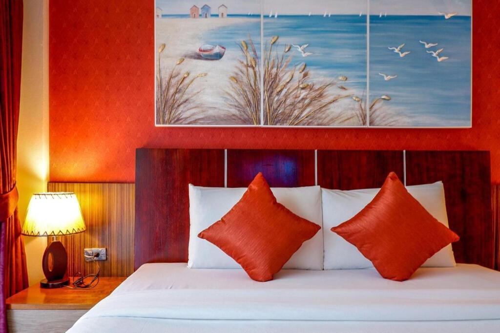 Patong Dipantai Boutique Beach Resort מראה חיצוני תמונה