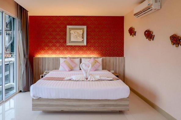 Patong Dipantai Boutique Beach Resort מראה חיצוני תמונה