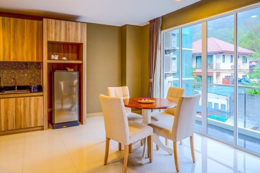Patong Dipantai Boutique Beach Resort מראה חיצוני תמונה