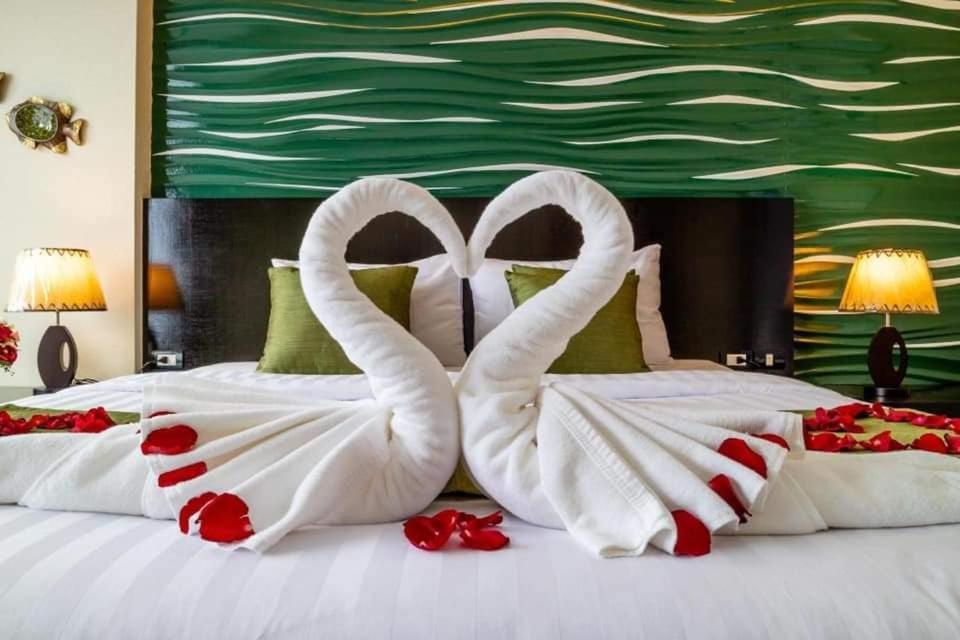 Patong Dipantai Boutique Beach Resort מראה חיצוני תמונה