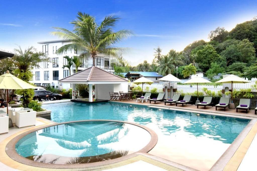 Patong Dipantai Boutique Beach Resort מראה חיצוני תמונה