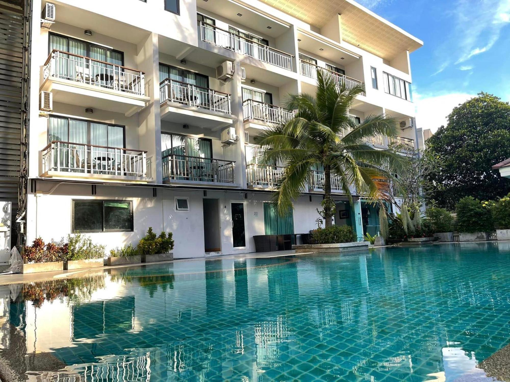 Patong Dipantai Boutique Beach Resort מראה חיצוני תמונה