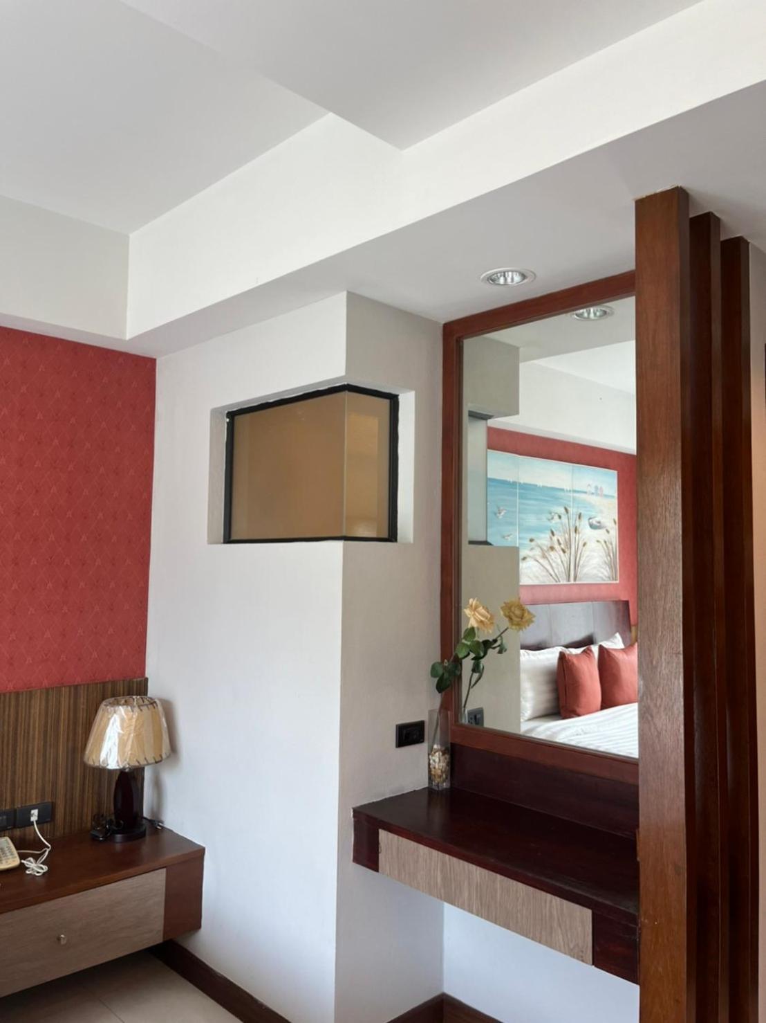 Patong Dipantai Boutique Beach Resort מראה חיצוני תמונה